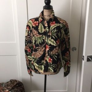 This is a great jacket for cool weather